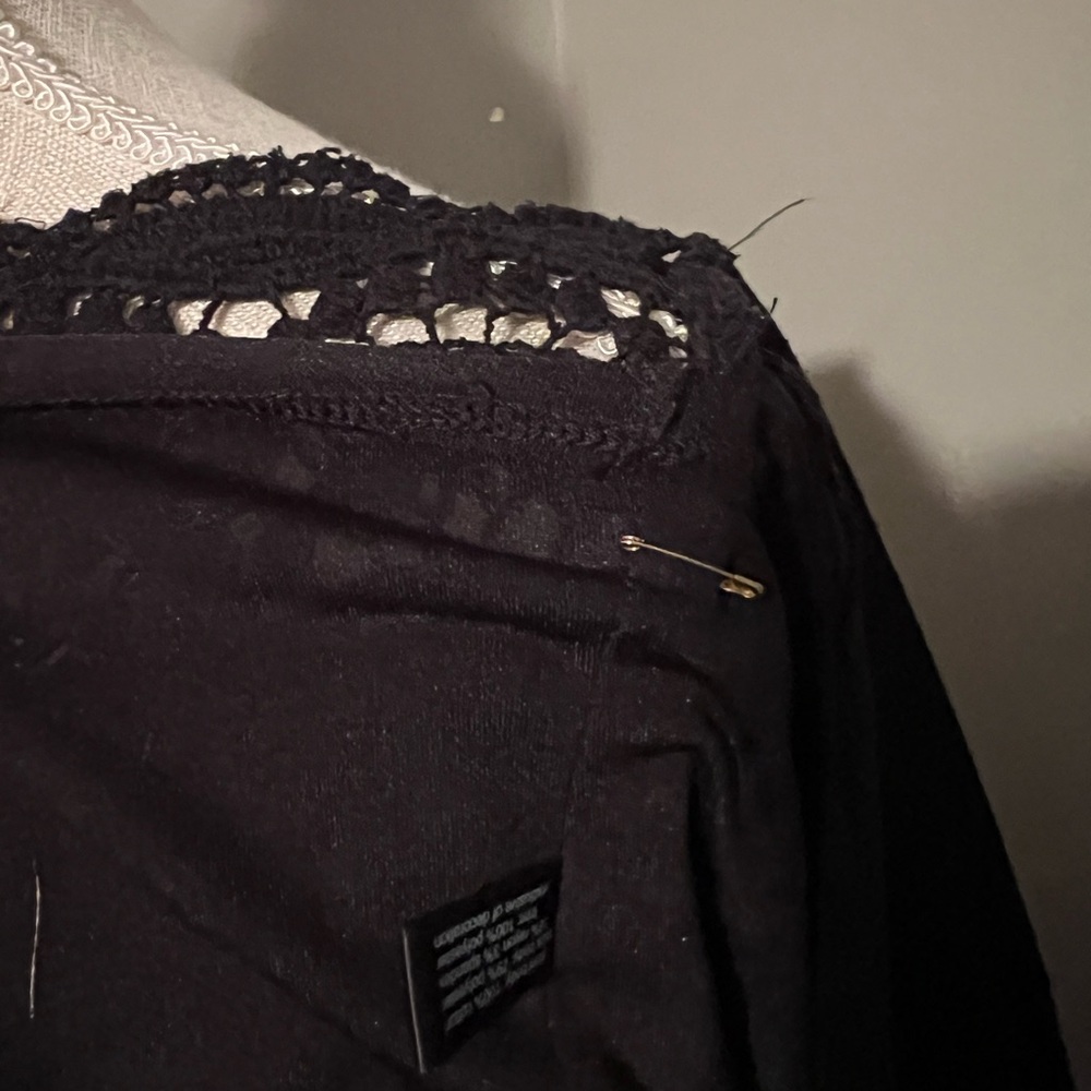 Dress - Picture 7 of 7